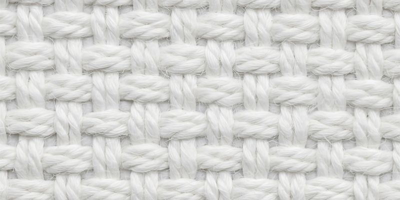 Heavy Canvas vs Synthetic Fabrics – Strength Comparison